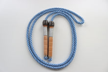 Load image into Gallery viewer, Vintage Handle Skipping Rope (Blue Spiral)