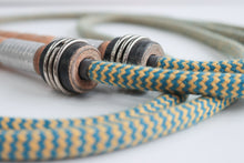 Load image into Gallery viewer, Vintage Handle Skipping Rope (Teal/Gold)