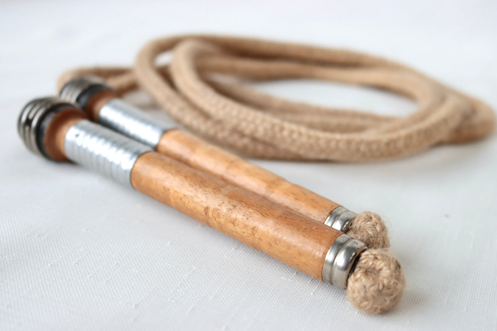 Vintage Handle Skipping Rope (Natural Jute Rope)