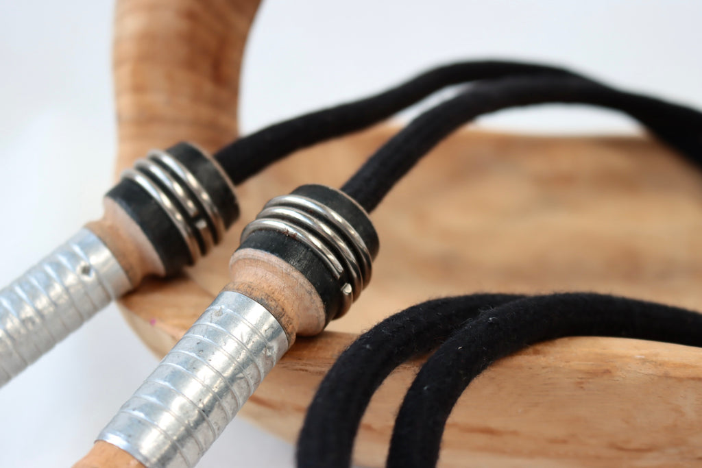 Vintage Handle Skipping Rope (Black Rope)