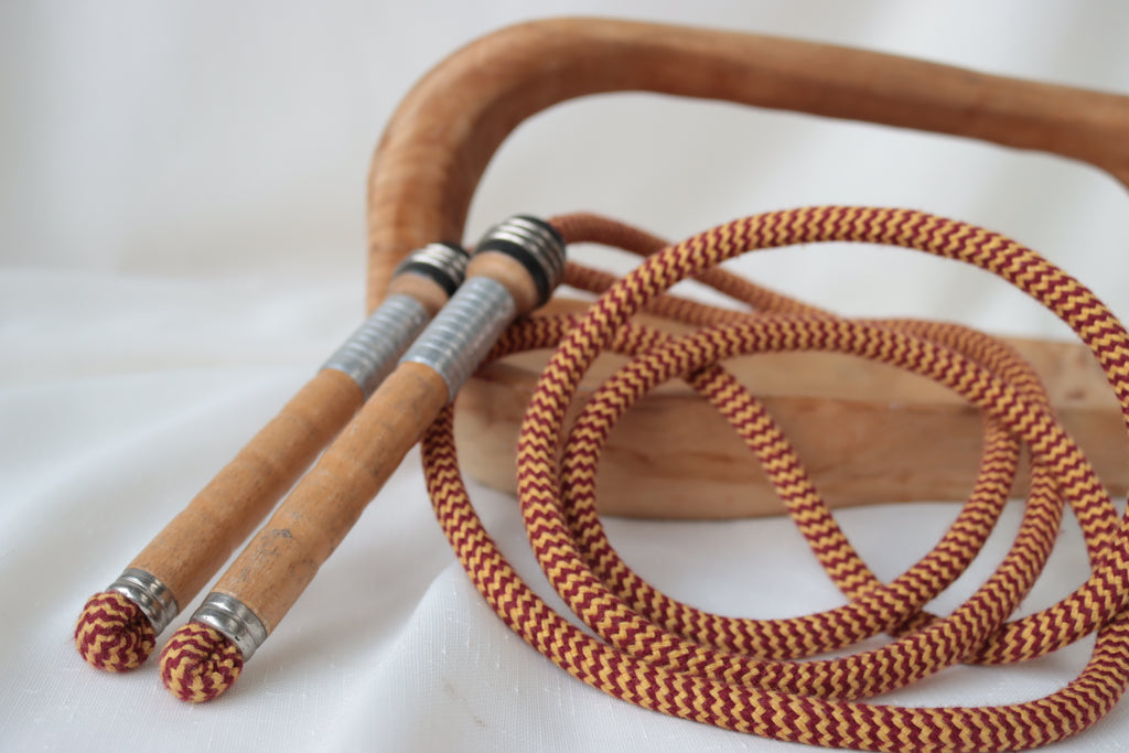 Vintage Handle Skipping Rope (Burgundy/Gold Rope)