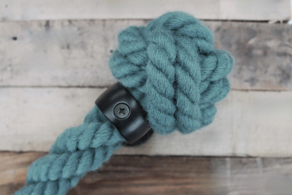 wool bannister rope end knot