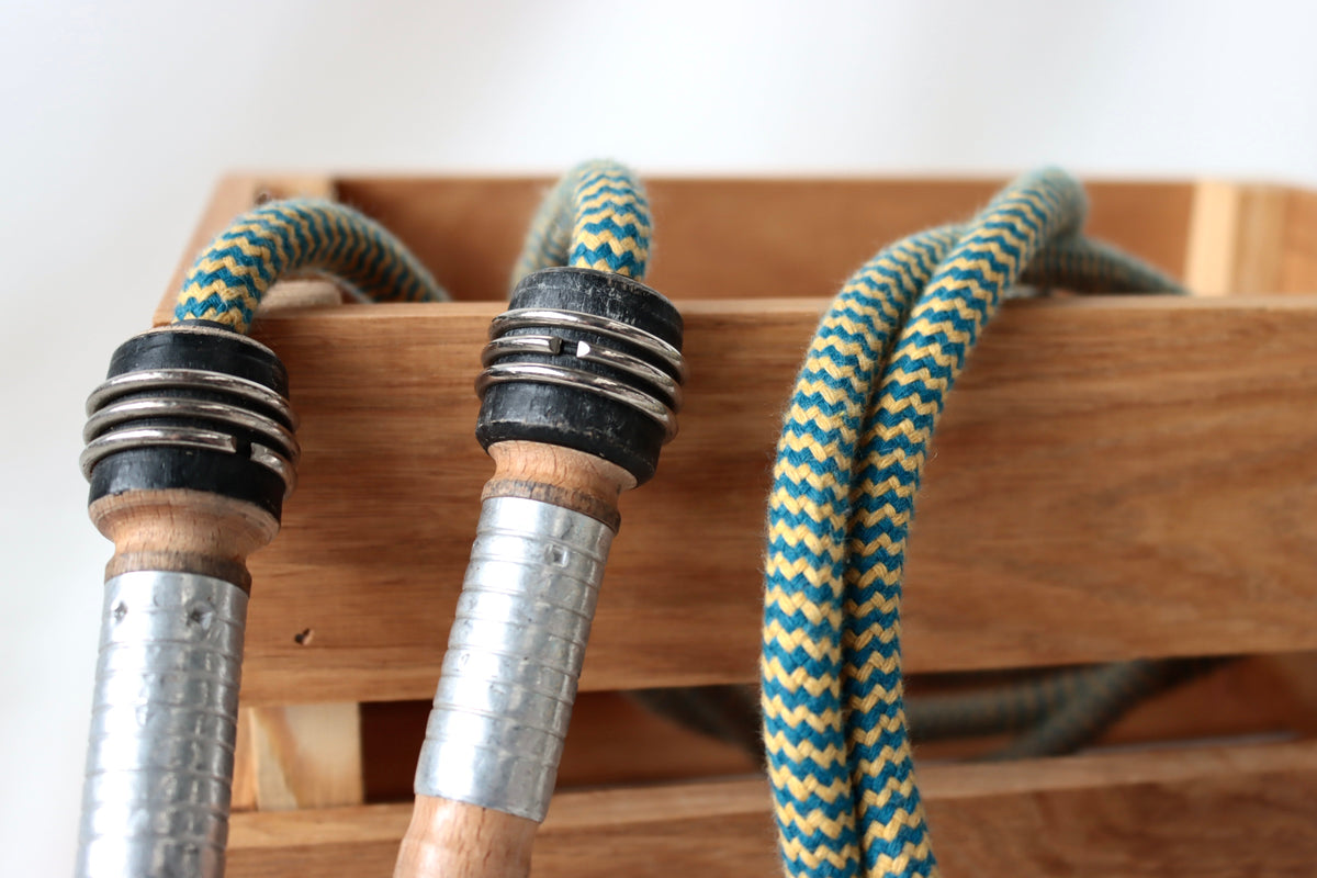 Vintage Handle Skipping Rope (Teal/Gold)