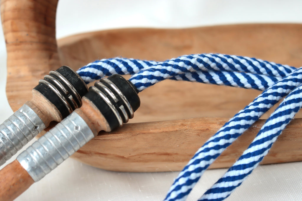 Vintage Handle Skipping Rope (Blue Spiral)
