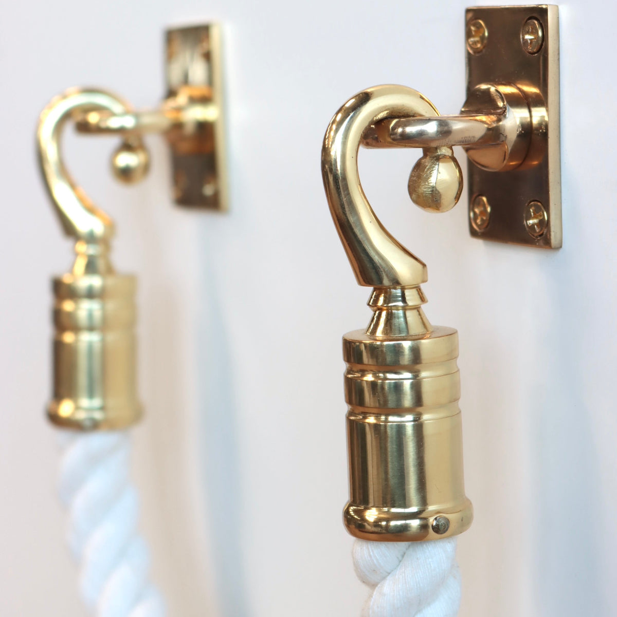 Brass Signature Toilet-Roll Holder