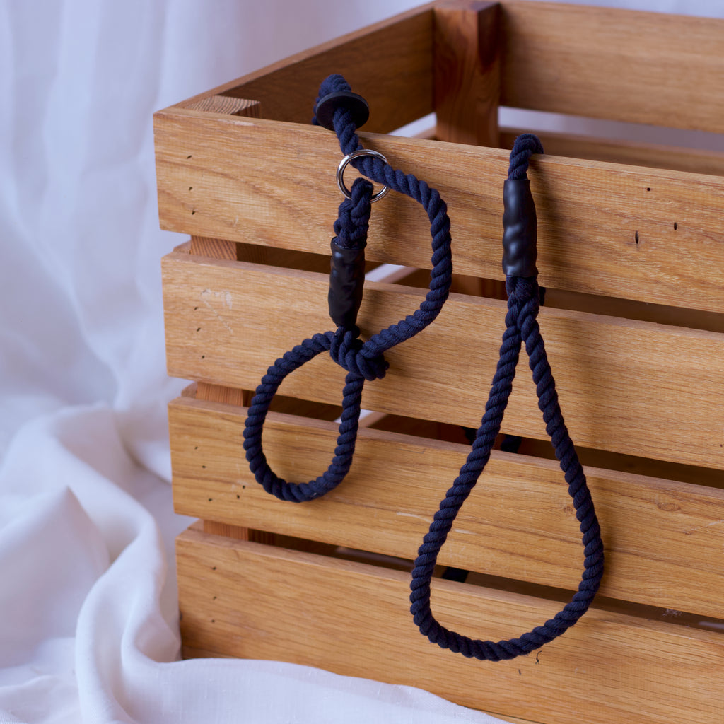 Navy Blue Figure of 8 Dog Lead