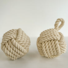 Load image into Gallery viewer, Premium Welsh Wool Rope Bookends
