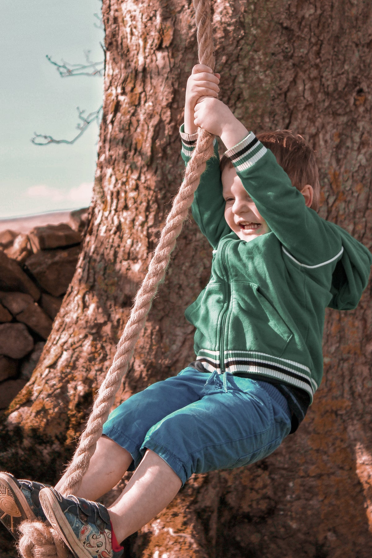 Tarzan style rope swing