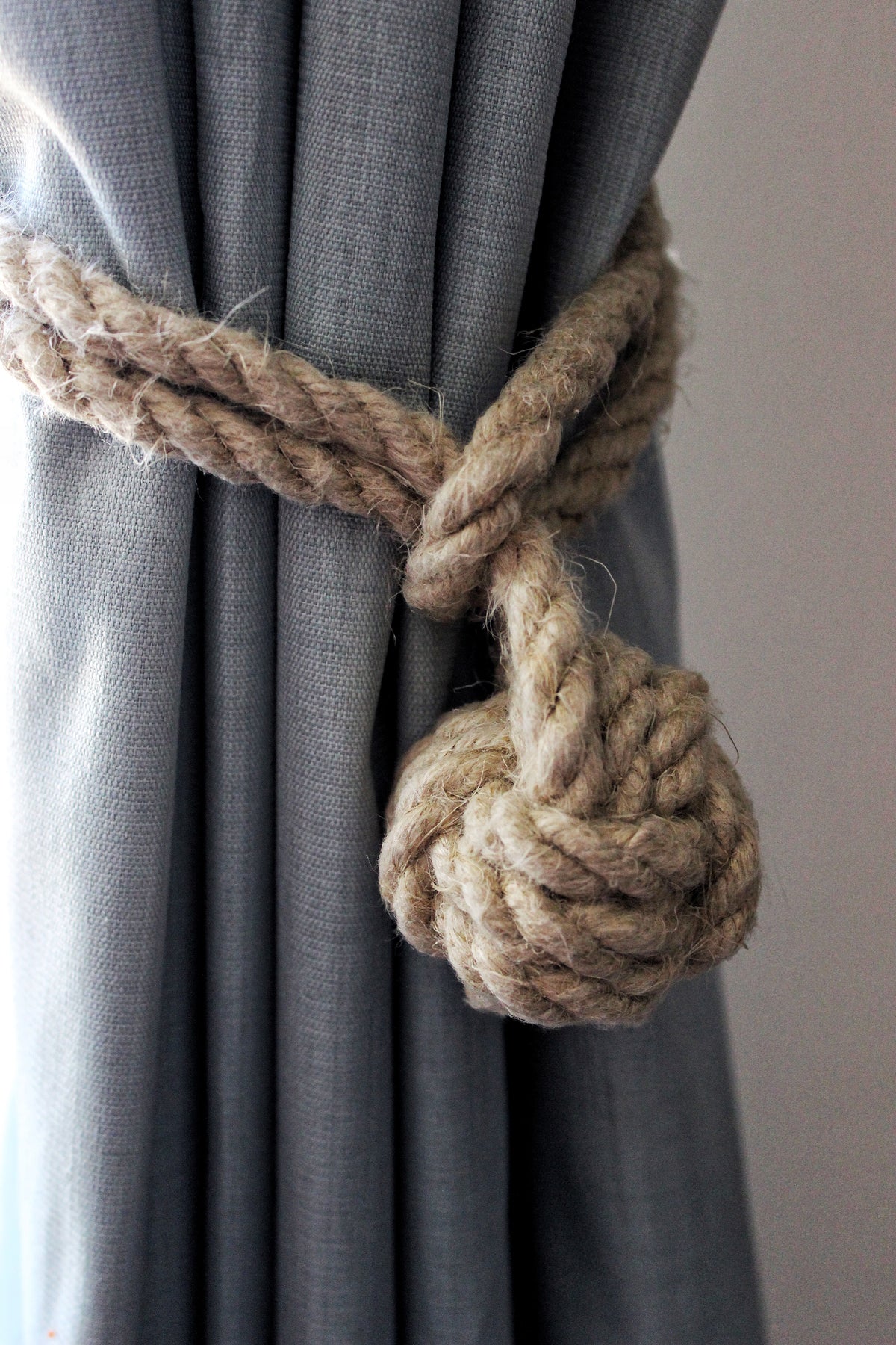 Natural Flax Rope Monkey-Fist Curtain Tiebacks
